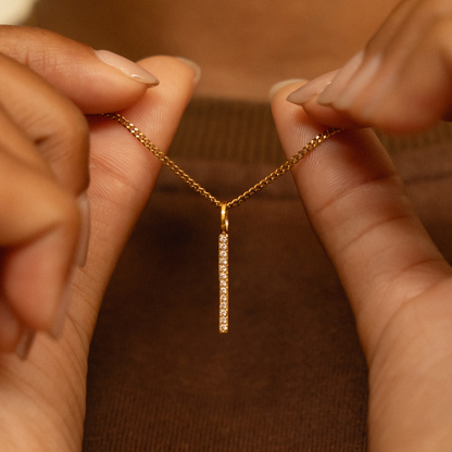 Sparkling Bar Necklace