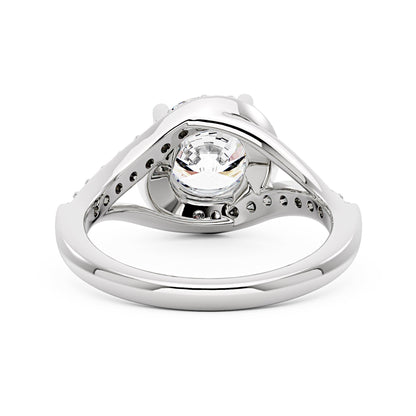 Starlight Halo Moissanite Ring with Twist Pavé Band
