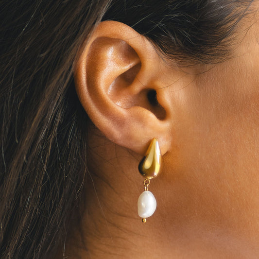 Teardrop Pearl Earrings